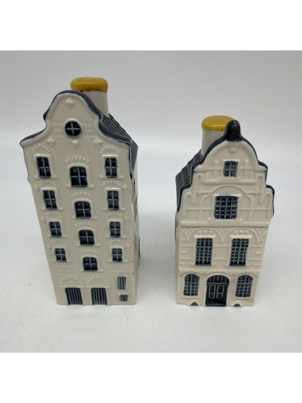 KLM Blue Delft Houses BOLS Royal Distilleries Holland #33 and #21 Empty Set Of 2